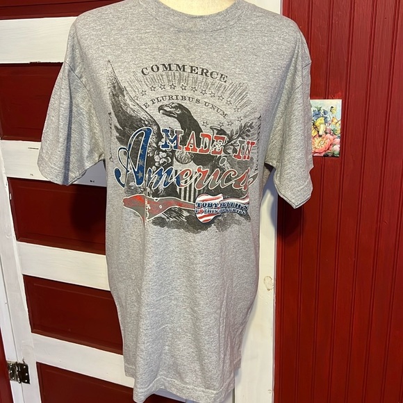 Toby Keith Made in America I Love This Bar & Grill Shirt Medium RARE - Picture 2 of 8
